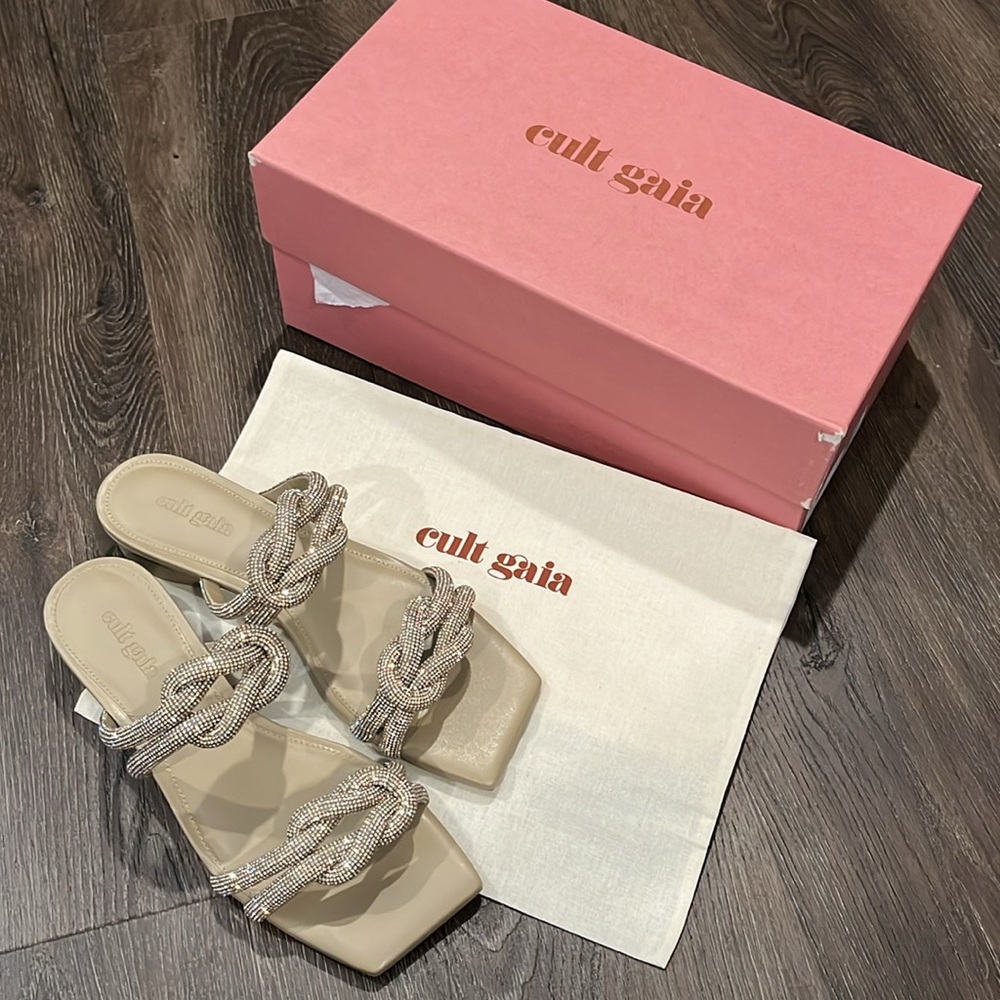 *NWT*Cult Gaia Jenny Leather Sandals